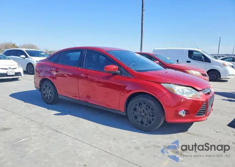 2012 Ford Focus Se z USA, uszkodzony, nr VIN 1FAHP3F22CL391492